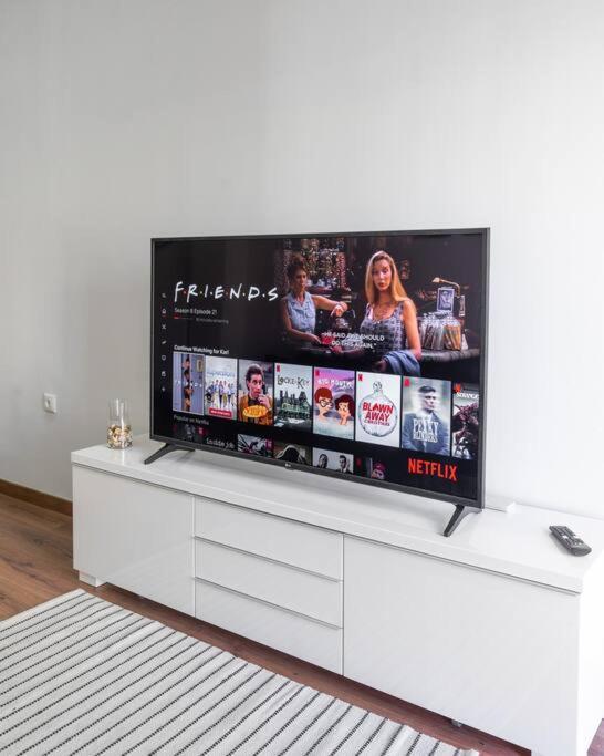 Modernised Athenian Apartment /W 2Br & 2Ba מראה חיצוני תמונה