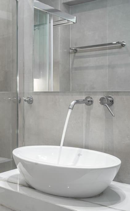 Modernised Athenian Apartment /W 2Br & 2Ba מראה חיצוני תמונה