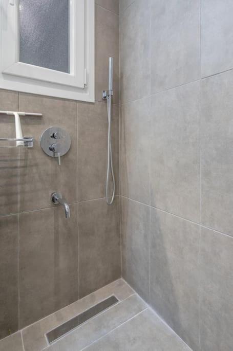 Modernised Athenian Apartment /W 2Br & 2Ba מראה חיצוני תמונה